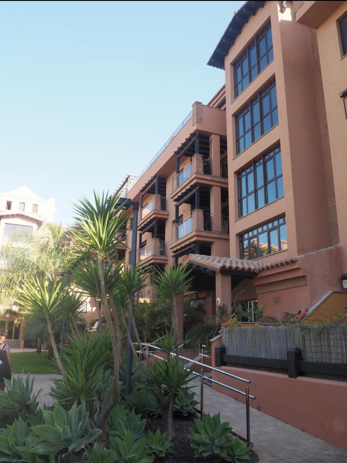 Lm Apartamentos Playa Granada Dos Mares Мотріль Екстер'єр фото